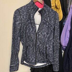 Lululemon Define Women's Gray & Black Jacket